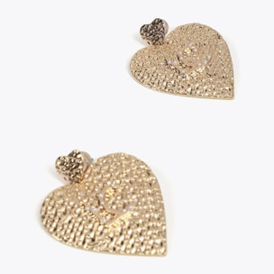 Orecchini cuore testurizzati con logo