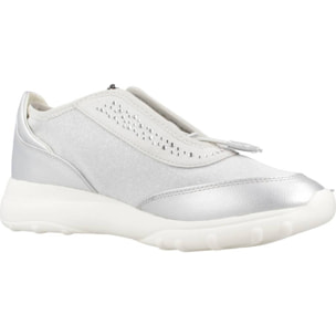 Sneakers de  Mujer de la marca GEOX  modelo D ALLENIEE PLATA