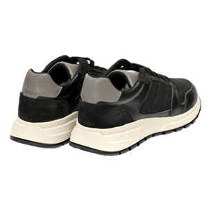 Sneakers in pelle