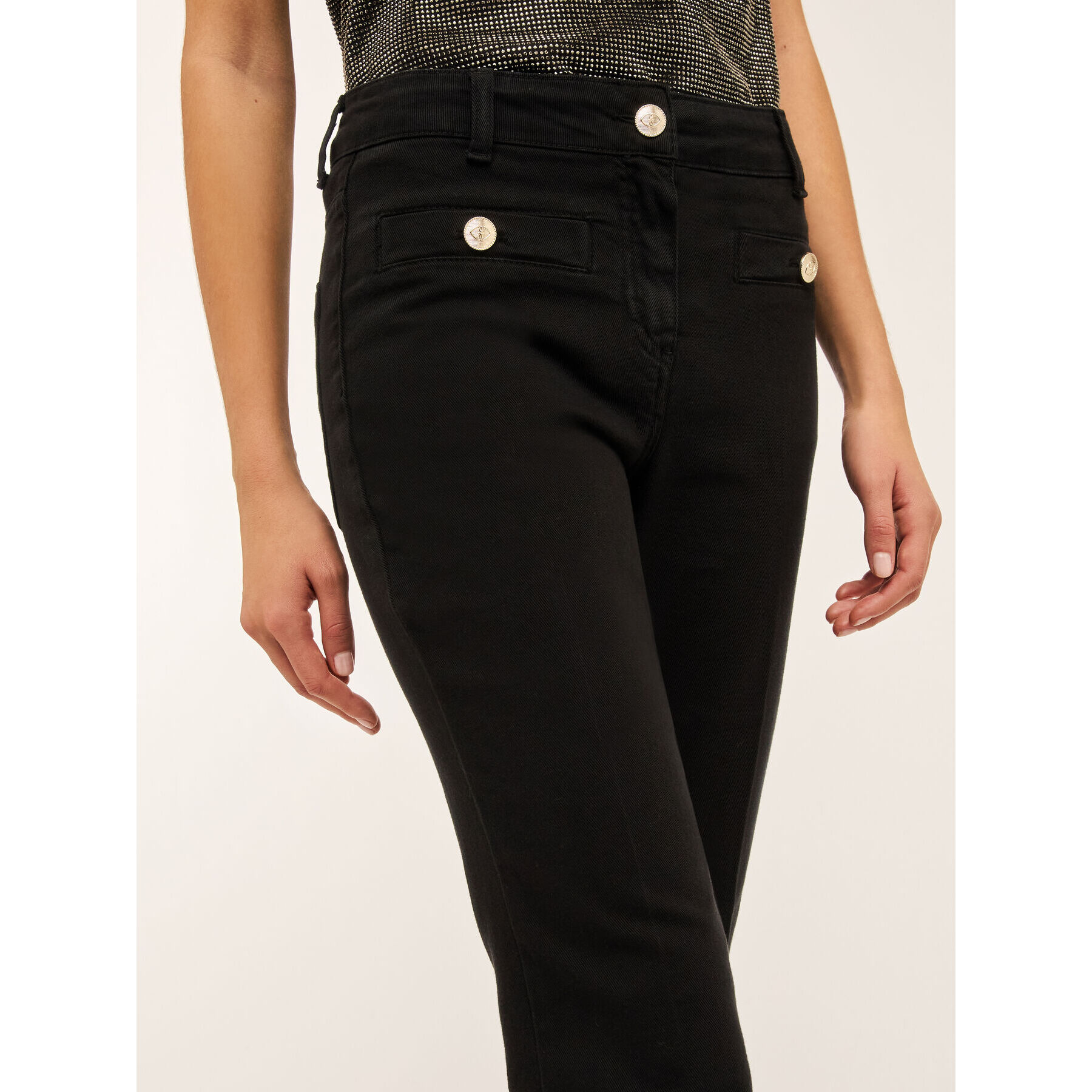 Motivi - Pantalones flare con bolsillos - Negro