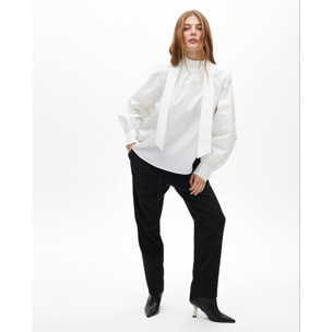 Camicia in popeline con fiocco e maniche a sbuffo