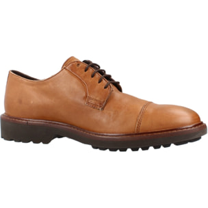 Zapatos de Vestir Hombre de la marca GEOX  modelo U26DRD 00046 MARRON CLARO