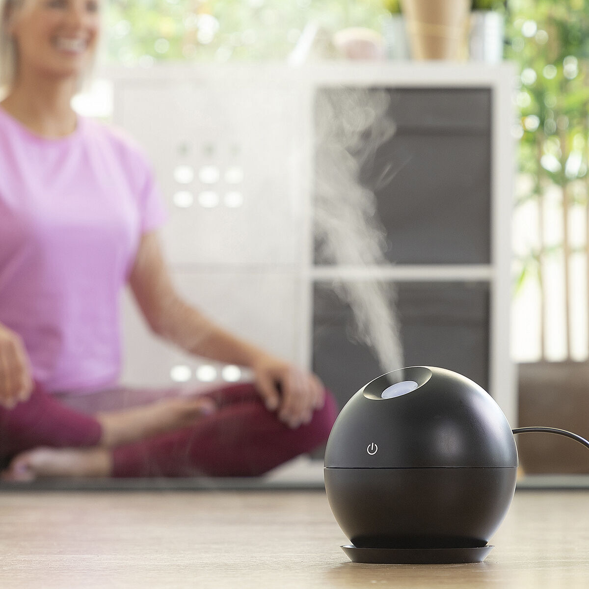 Mini Humidificador Difusor de Aromas Black InnovaGoods