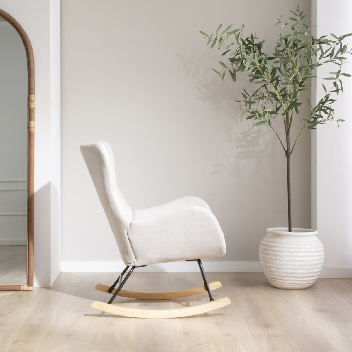 Fauteuil Vinci -siège en acier, contreplaqué, mousse et tissu-couleur beige 92 x 80 x 67 cm