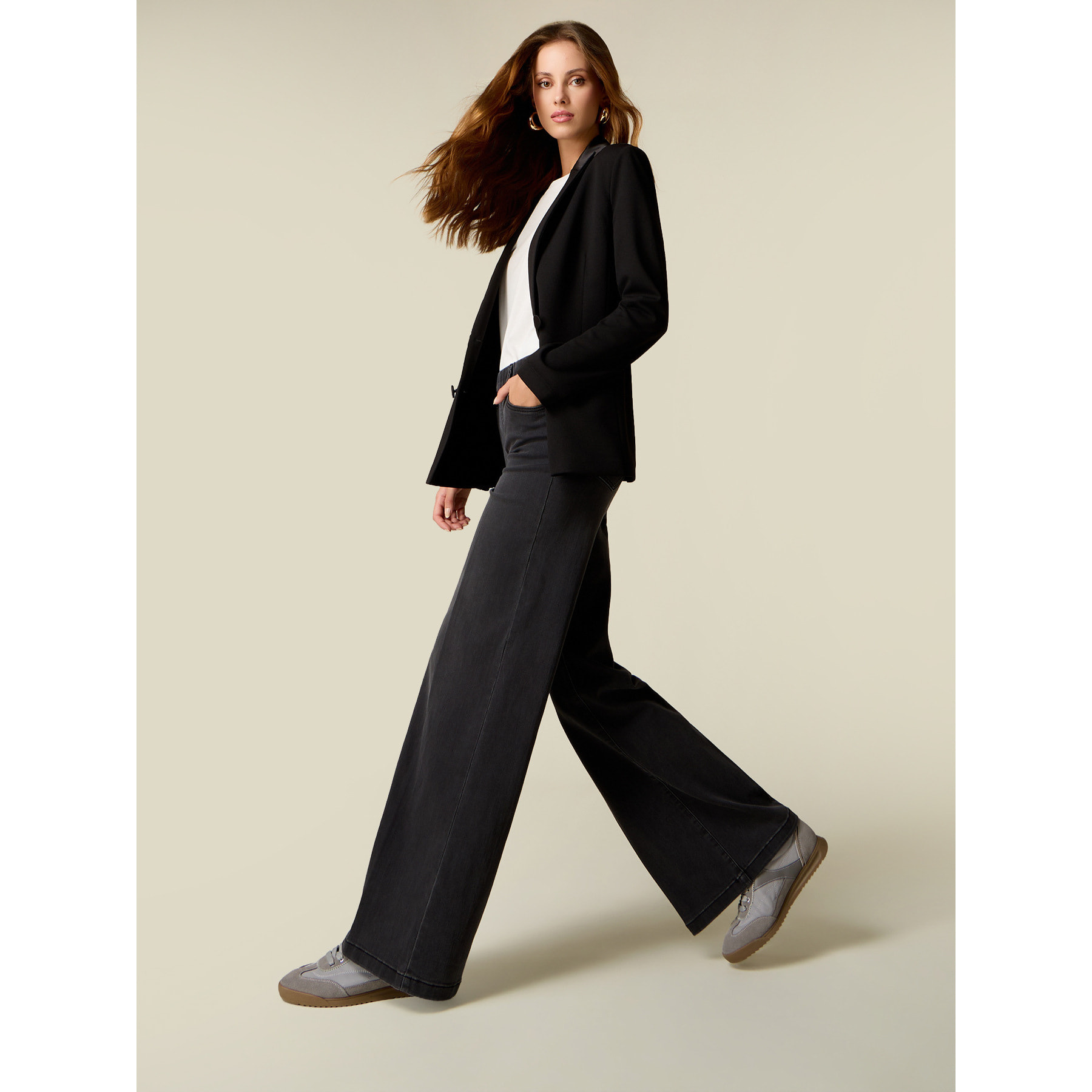 Oltre - Jeans a palazzo con vita elasticizzata - Nero