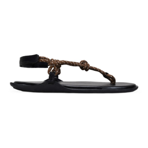 Sandalias de dedo marrones planas