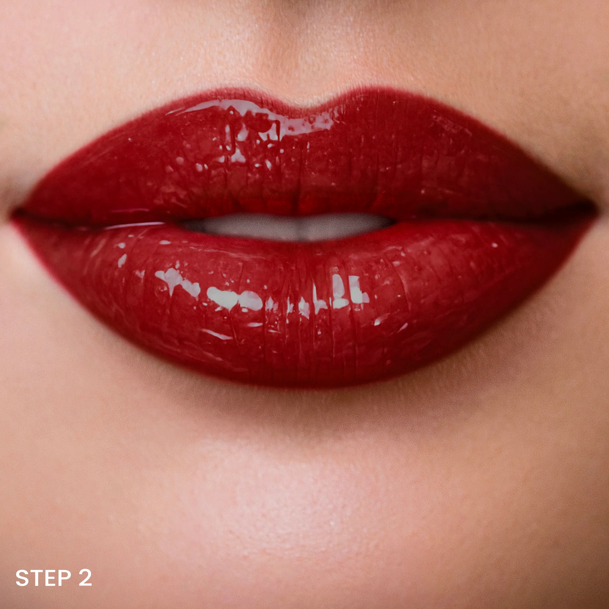 EXTRA DURABLE LIP DUO - LIQUID LIPSTICK + LIP GLOSS Rossetto liquido lunga durata con gloss lucido