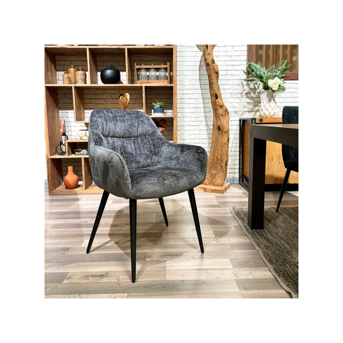 Chaise moelleuse avec accoudoirs - CASTA