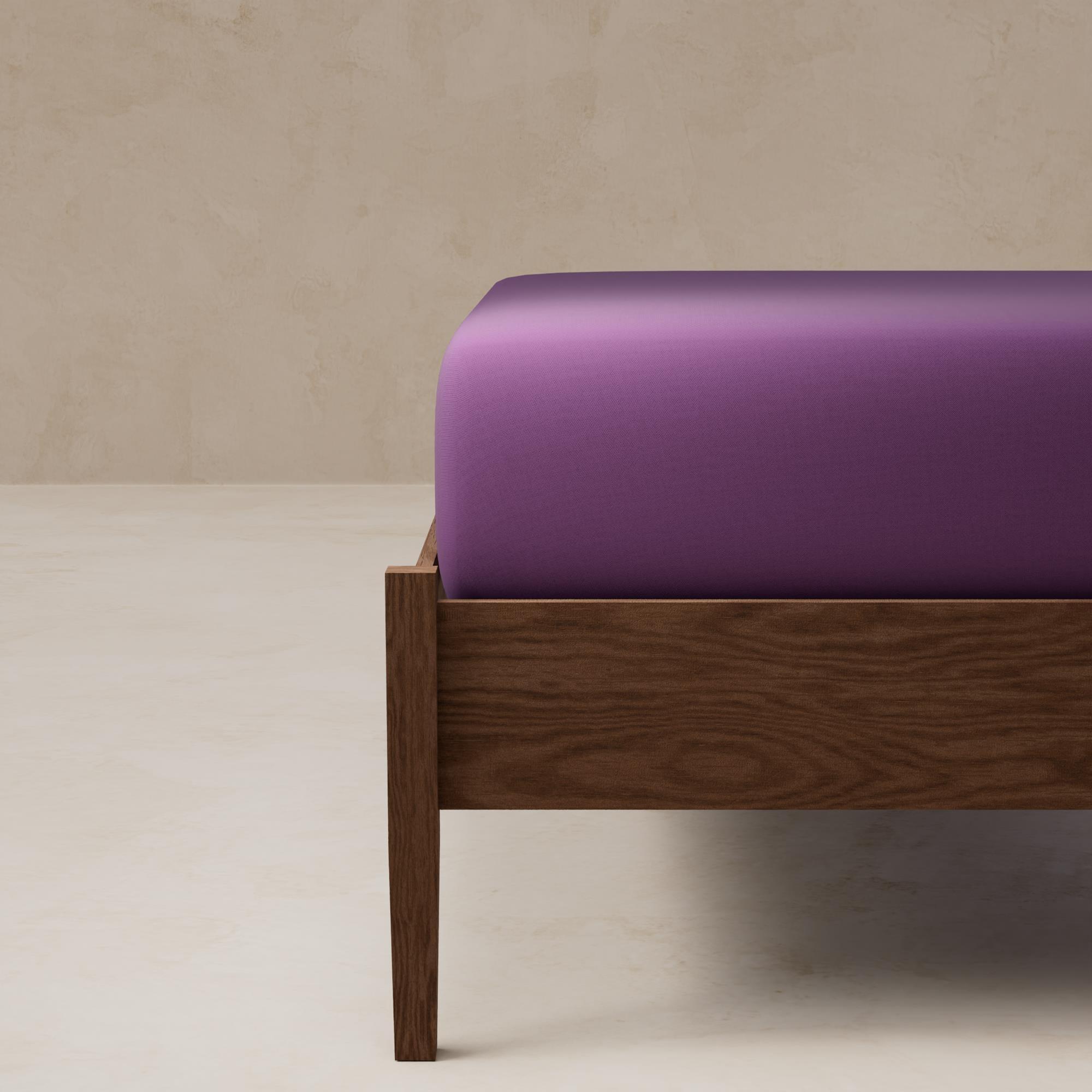 Sábana bajera para cama en color púrpura rainbow benetton
