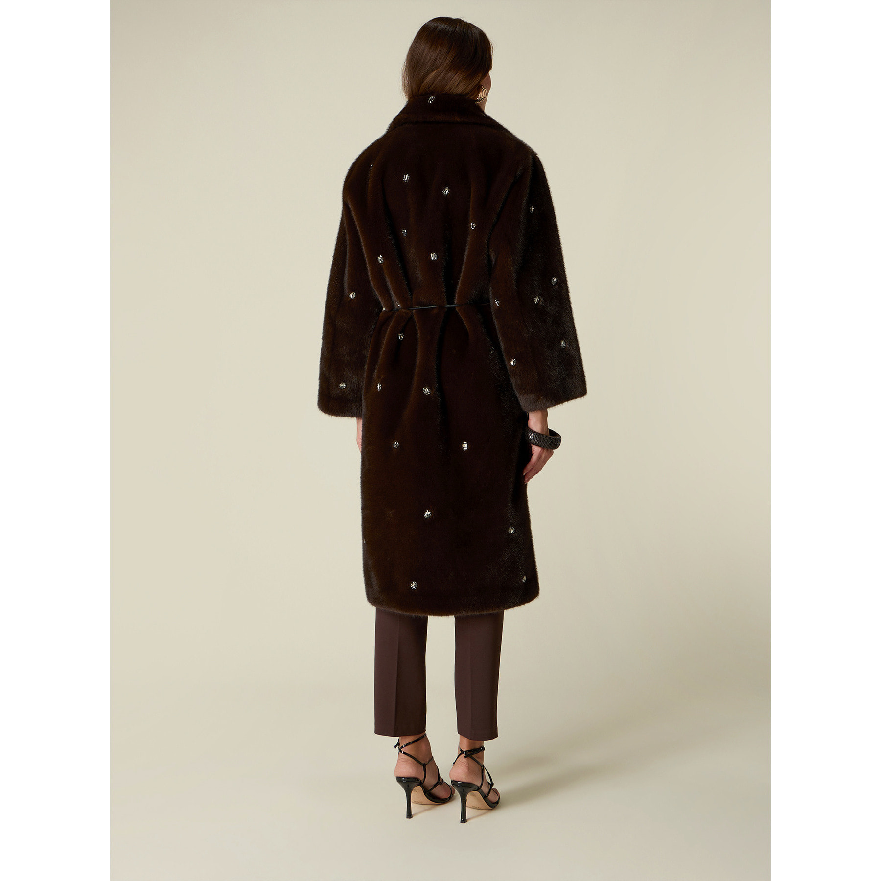 Oltre - Cappotto lungo effetto peluche con castoni - Marrone