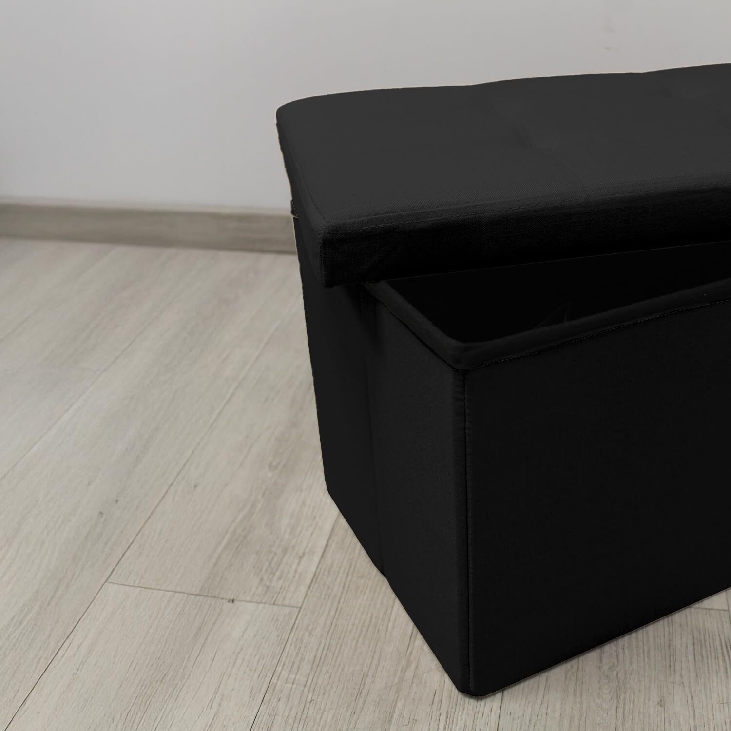 Pouf contenitore imbottito in tessuto con seduta lunga, panca multifunzione con spazio interno, ideale come poggiapiedi, seduta o contenitore, pratico e versatile per soggiorno, camera o ingresso, facile da pulire, dimensioni 76x34x34 cm