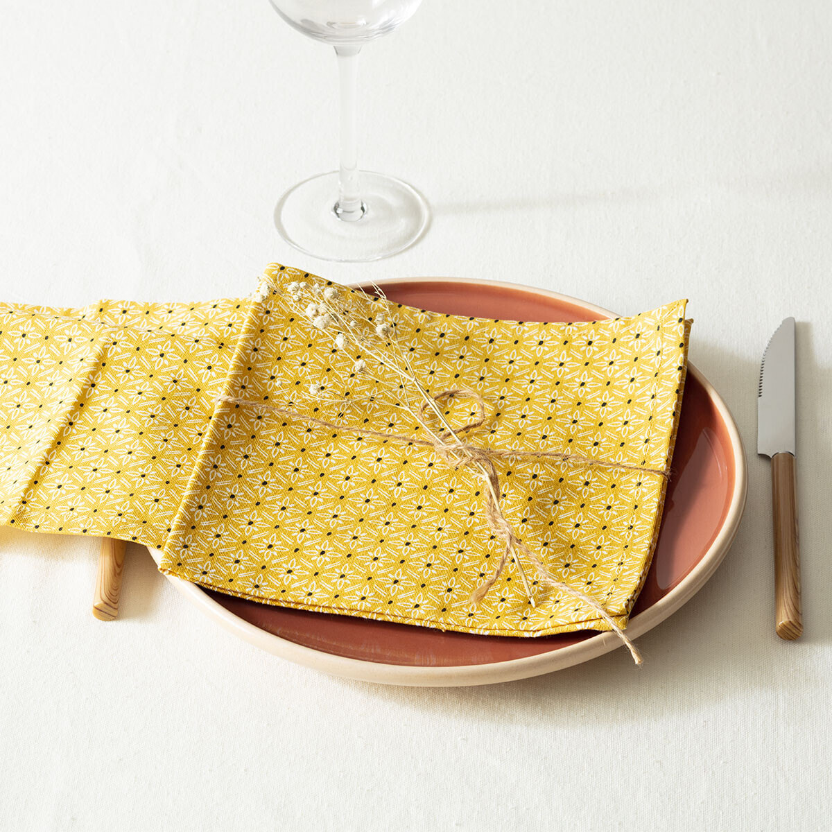 Lot de 4 serviettes de table imprimées "Paty" - jaune ocre - coton 40x40 cm