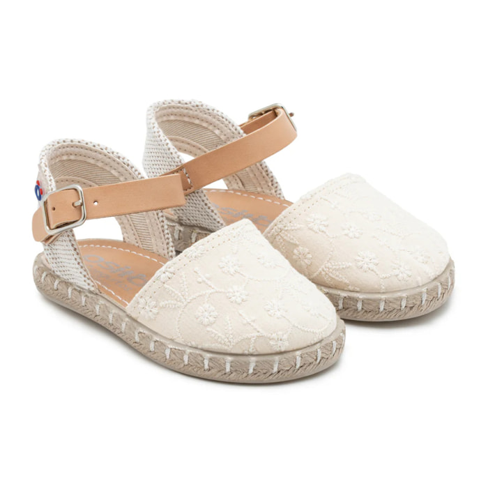 Espadrillas con plateau e chiusura con fibbia, colore beige