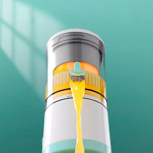 Exprimidor doméstico de naranjas recargable 7,4V / 45W con filtro de pulpa y una sola tecla de uso.