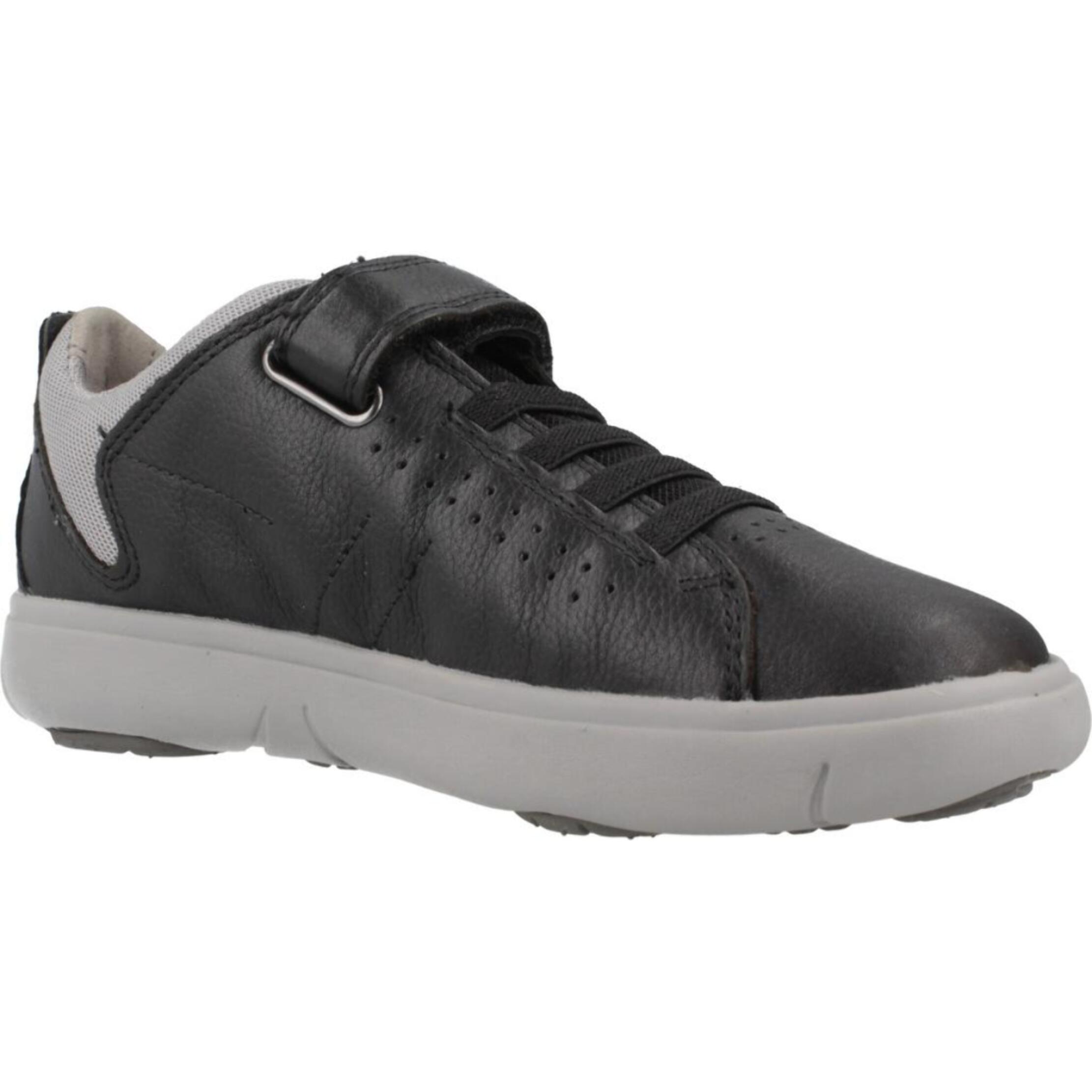 Zapatillas Niño de la marca GEOX  modelo J NEBCUP BOY NEGRO
