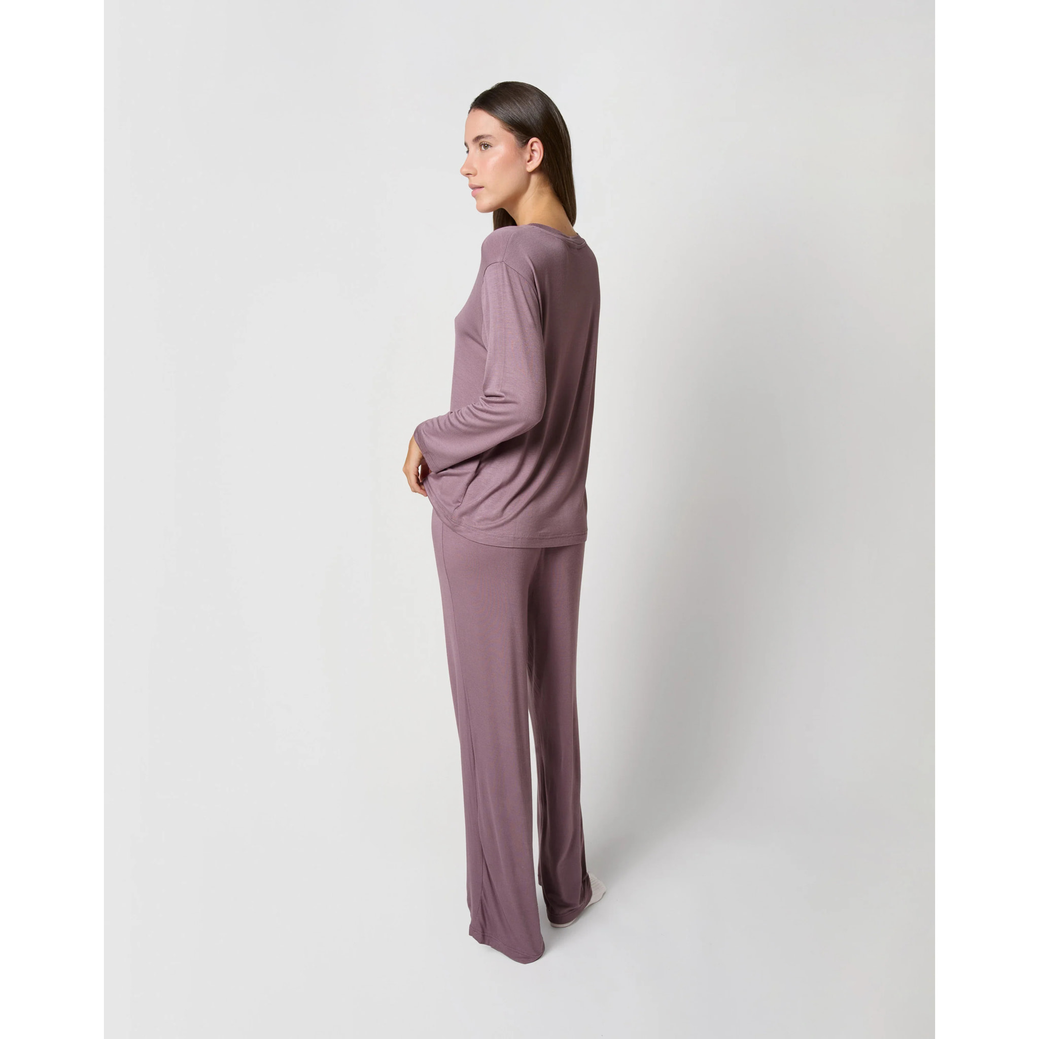 Pijama largo viscosa berenjena