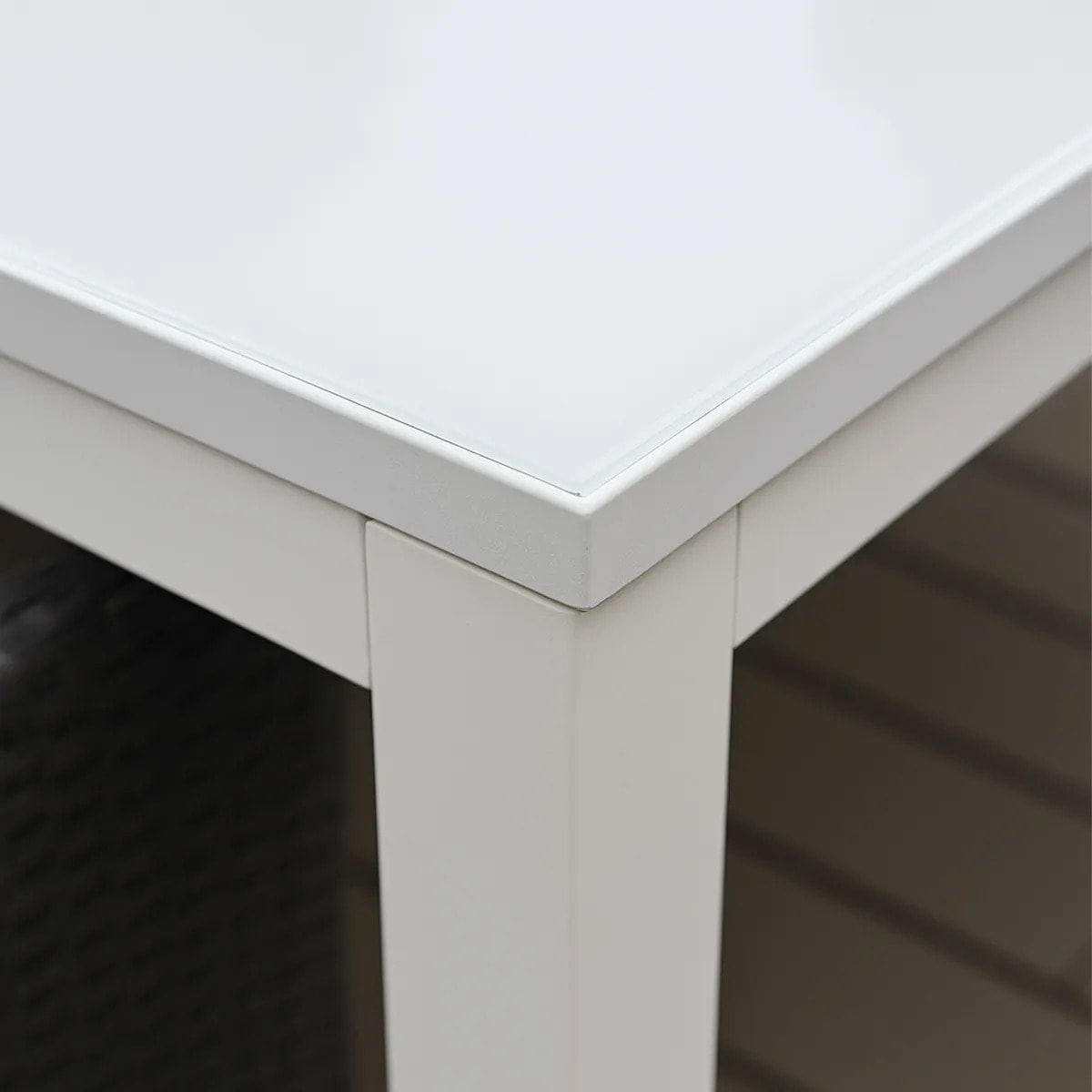 Table de jardin aluminium plateau verre 2,2 m x 1 m x 0,8 m