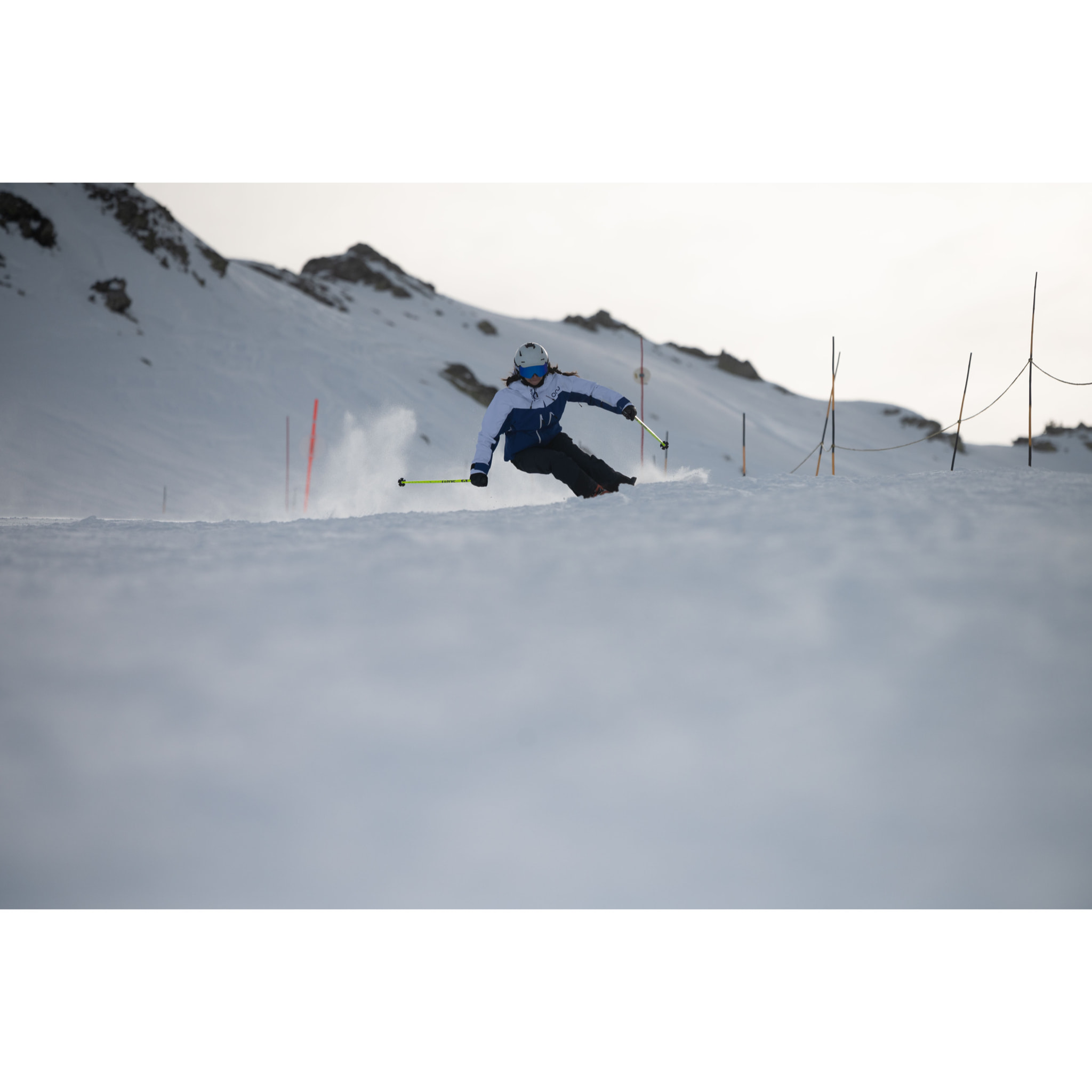 Chaqueta ECOExplorer Jacket Women marca ECOON - Azul / Blanco