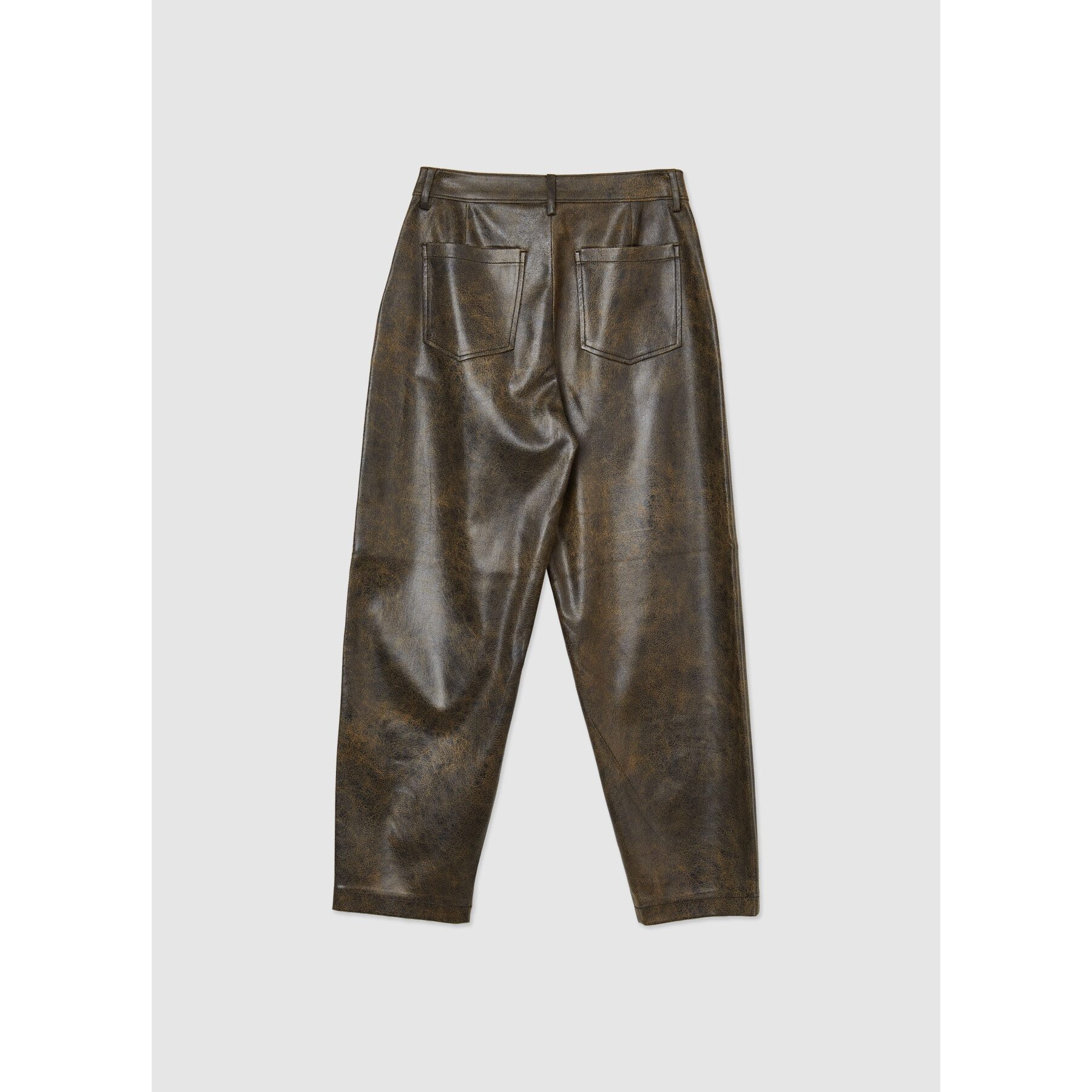 Pantalone slouchy effetto pelle