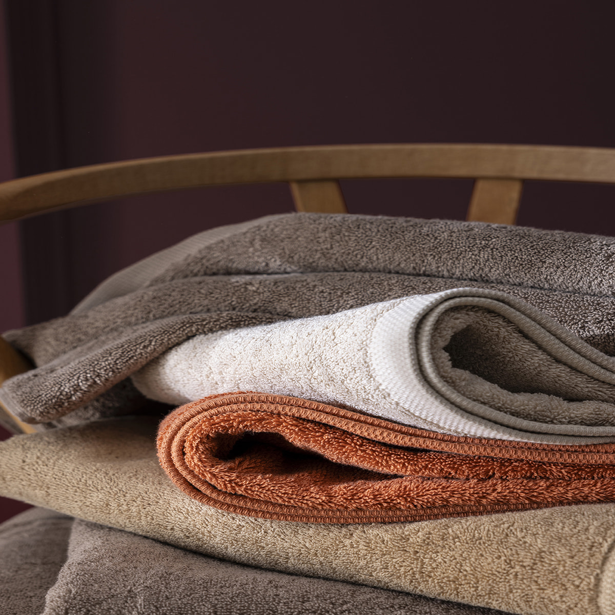 Drap de douche uni en coton biologique , ESSENTIEL