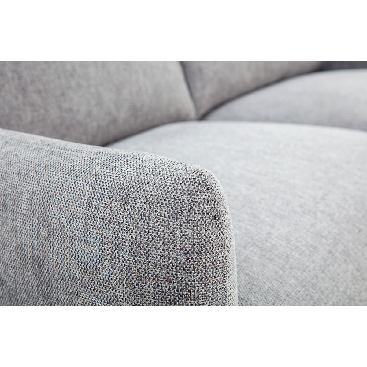 Canapé design 2 places en tissu effet velours texturé gris et bois clair BONO