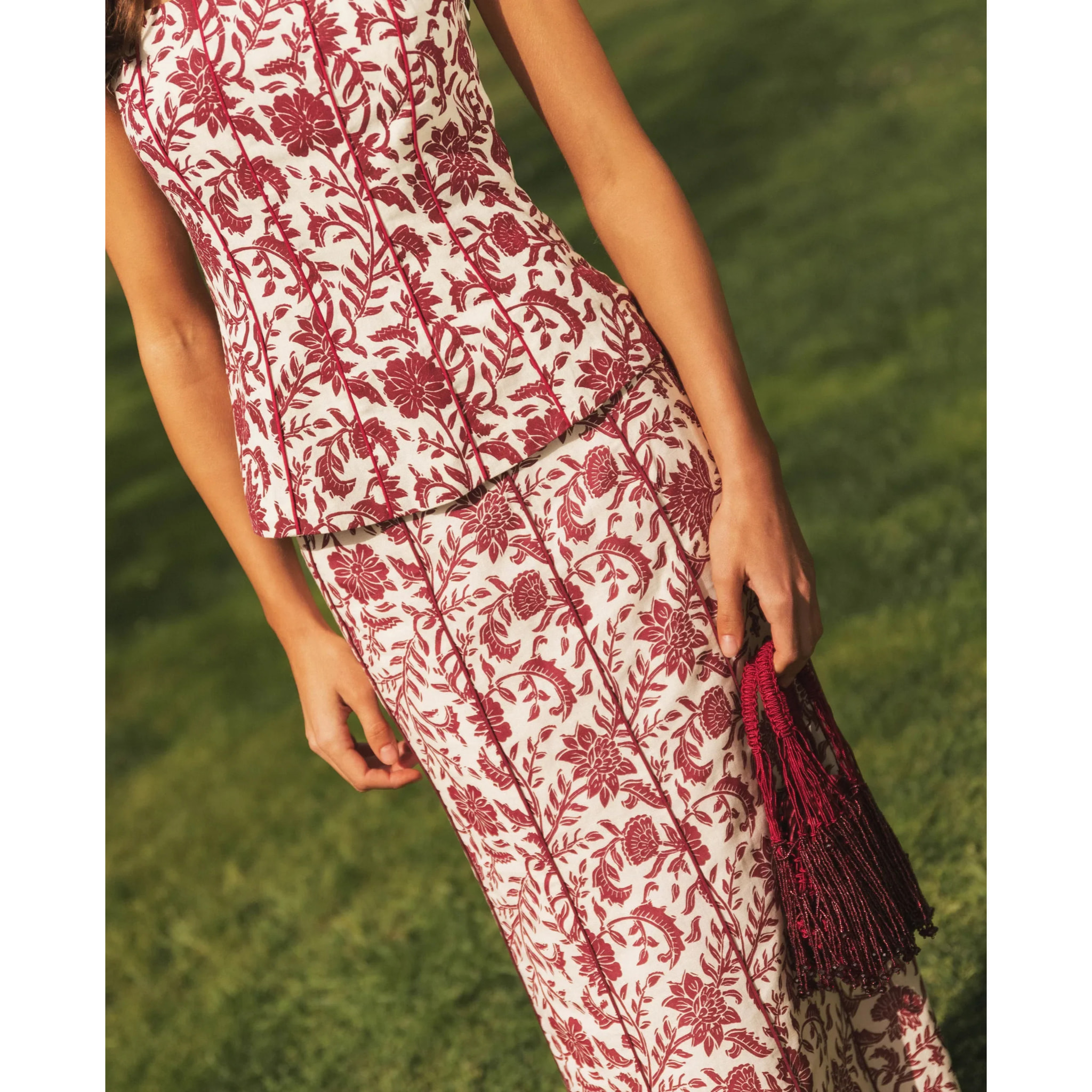 Falda midi estampada con lino