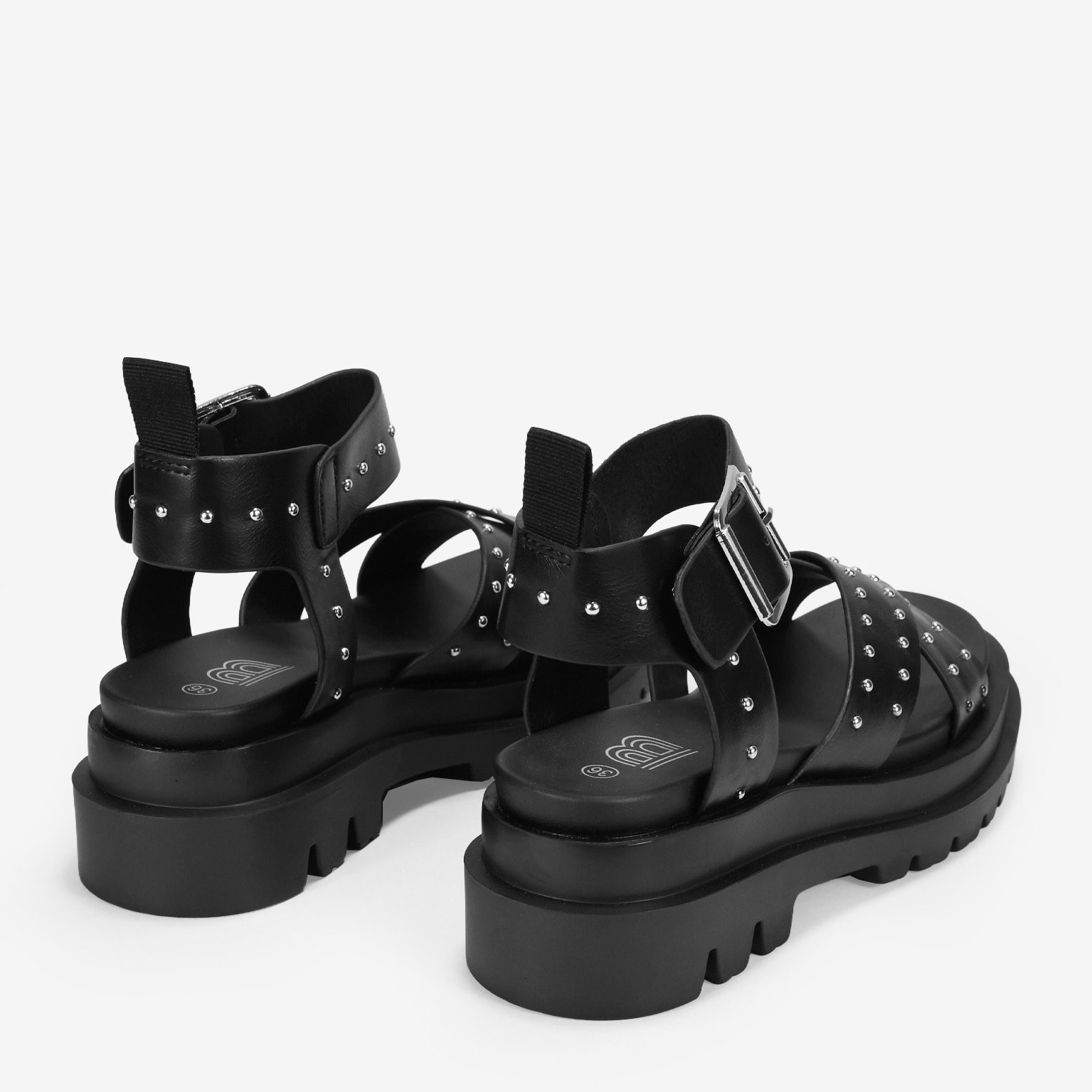 Sandalias chunky negras con hebilla