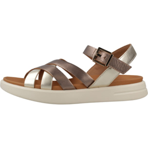 Sandalias Mujer de la marca GEOX  modelo D XAND 2S ORO