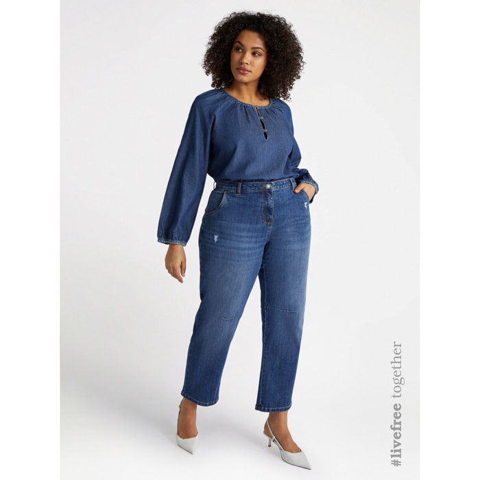 Fiorella Rubino - Vaqueros mom fit con rotos - Azul