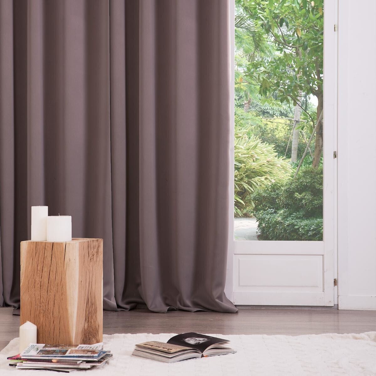 Lot de 2 rideaux occultants gris taupe 135x240cm
