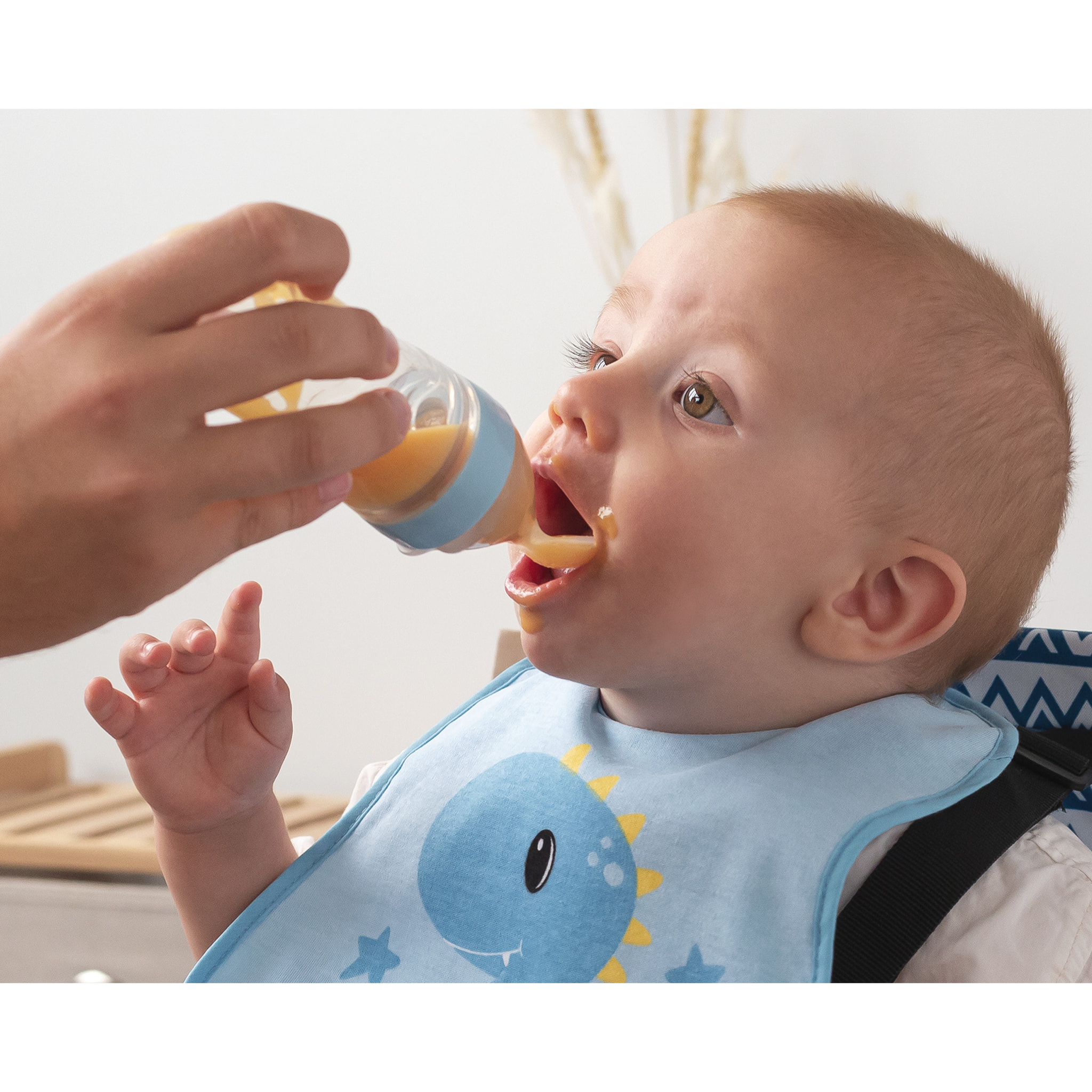 CUCHARA ALIMENTADORA PARA BEBÉS AZUL CLARO
