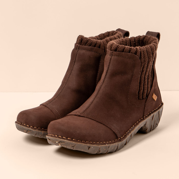 Botines NE23 PLEASANT BROWN/ YGGDRASIL color Brown