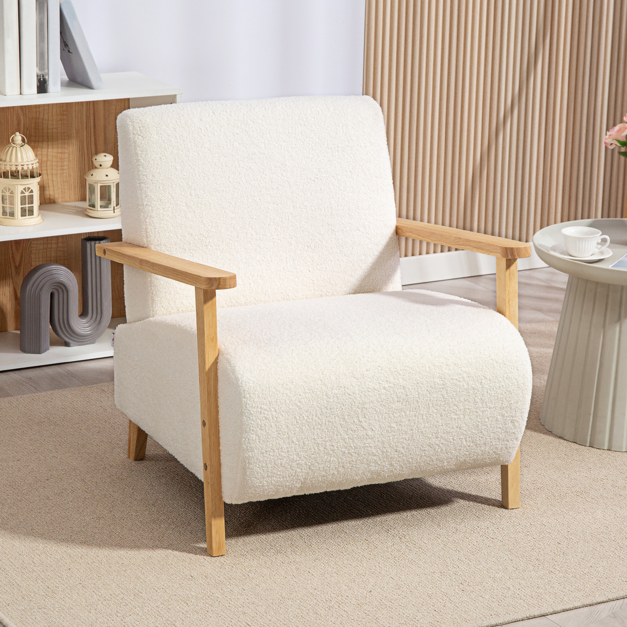 Fauteuil lounge style nordique effet laine bouclée crème structure bois