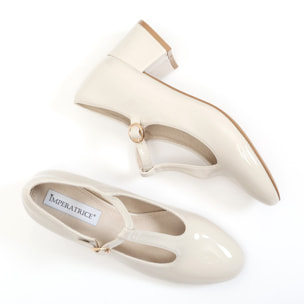 Dècolletè in simil pelle verniciata con tacco basso quadrato