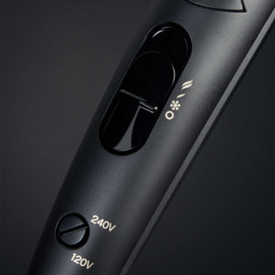 Coffret sèche-cheveux de voyage ghd flight+ avec sa mini brosse à cheveux et son vanity voyage