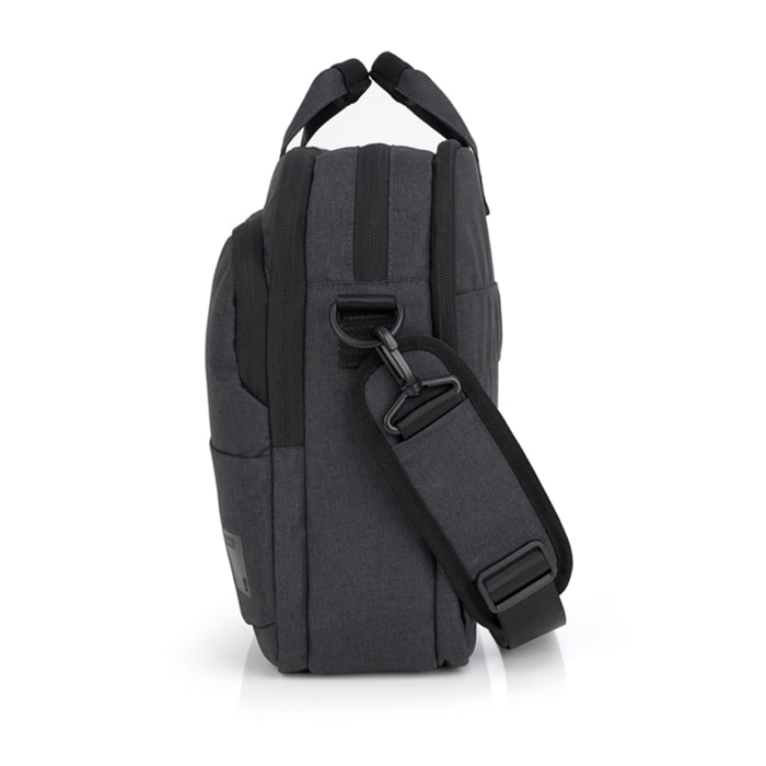 Maletín para portátil Gabol Level de material reciclado y resistente al agua