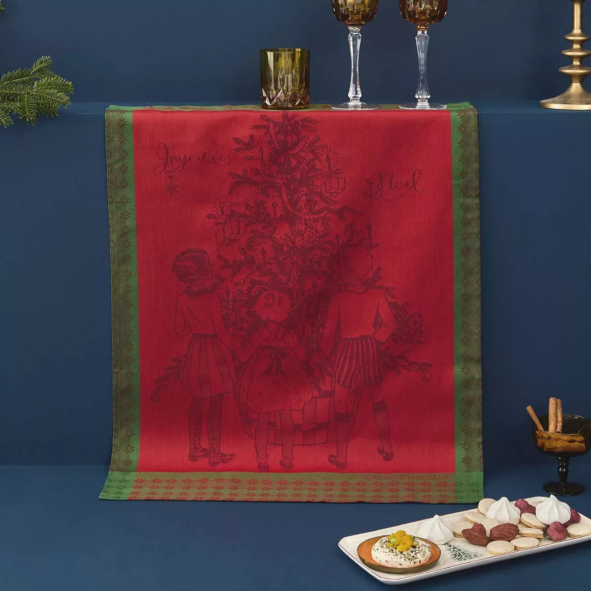 Torchon pur coton motif jacquard vert rouge Noel d'enfance houx