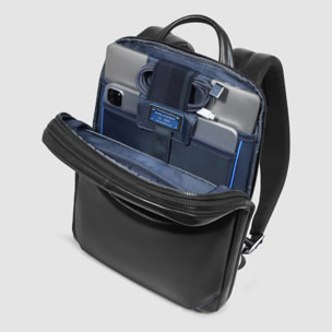 Piquadro Zaino personalizzabile porta pc e iPad® con protezioni antiurto e RFID e tasca per AirPods®