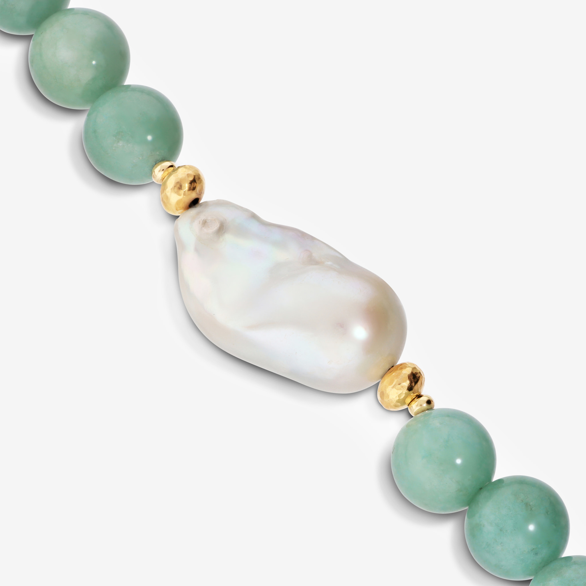 PERLAVIVA - Collana Girocollo con Quarzite Verde e Perla Scaramazza d'Acqua Dolce Bianca Ø 14/14.5 mm in Argento 925 placcato Oro Giallo 18Kt
