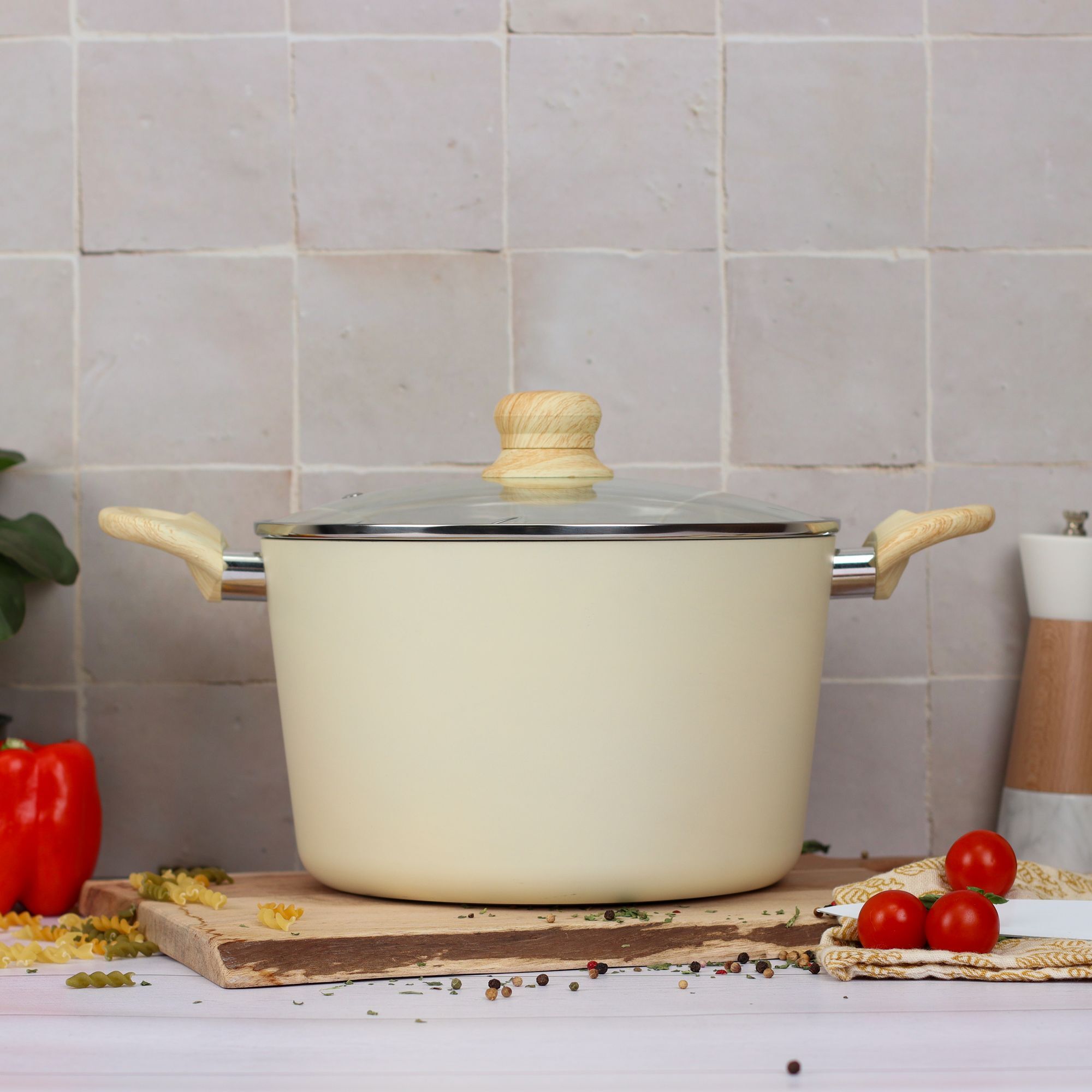 Batterie de cuisine 13 pièces revêtement en céramique crème - tout feux COLORAMA