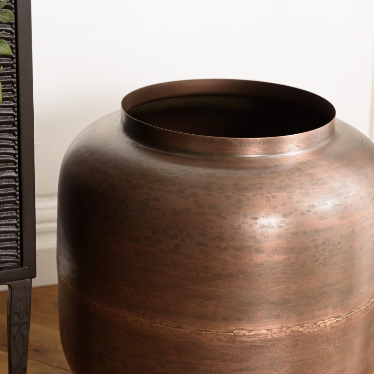 JOHAN - Vase largeur 40cm hauteur 38.5cm acier couleur bronze cuivré