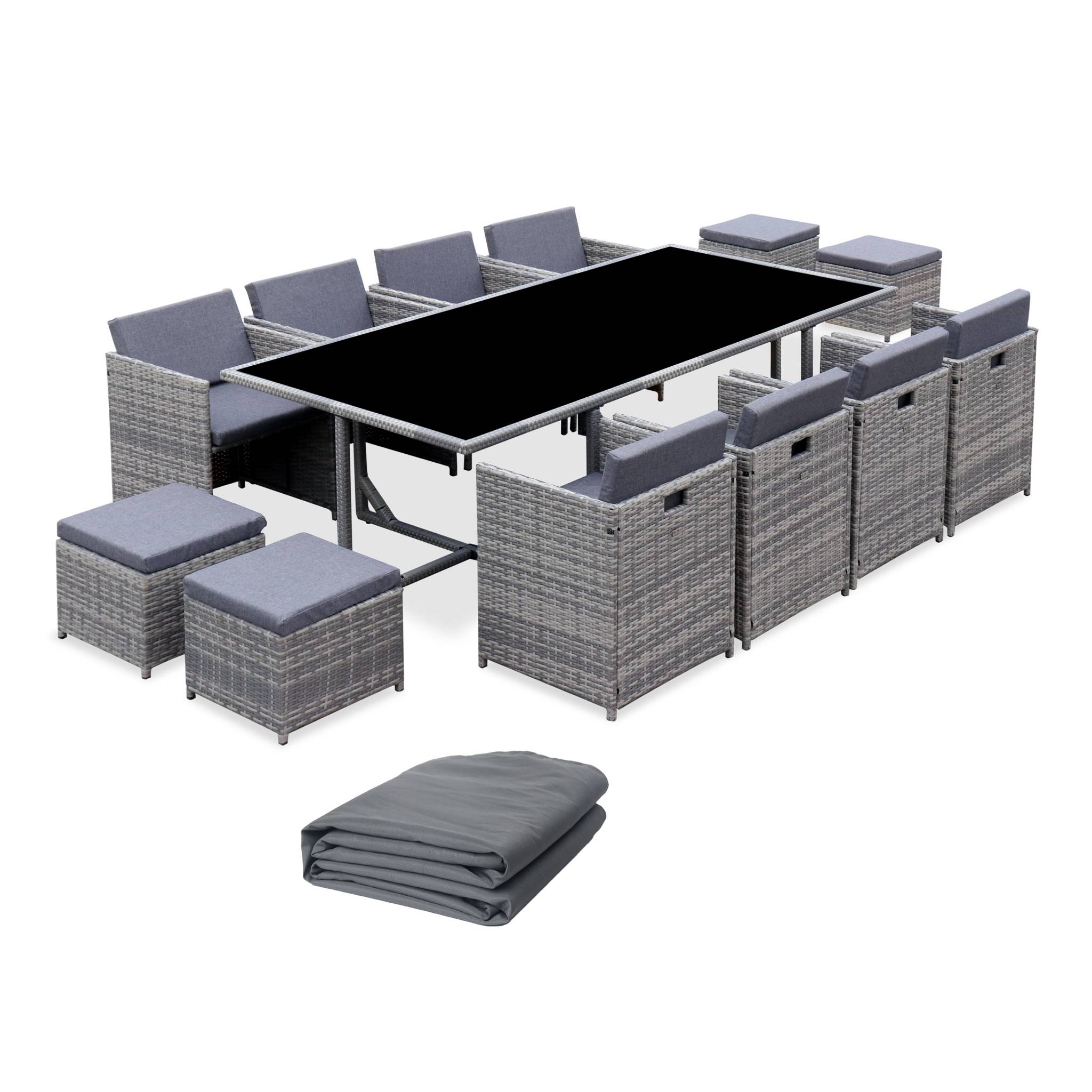 Table de jardin encastrable résine tressée + 12 assises nuances de gris. coussins gris chiné. table encastrable + Housse de protection gris foncé polyester