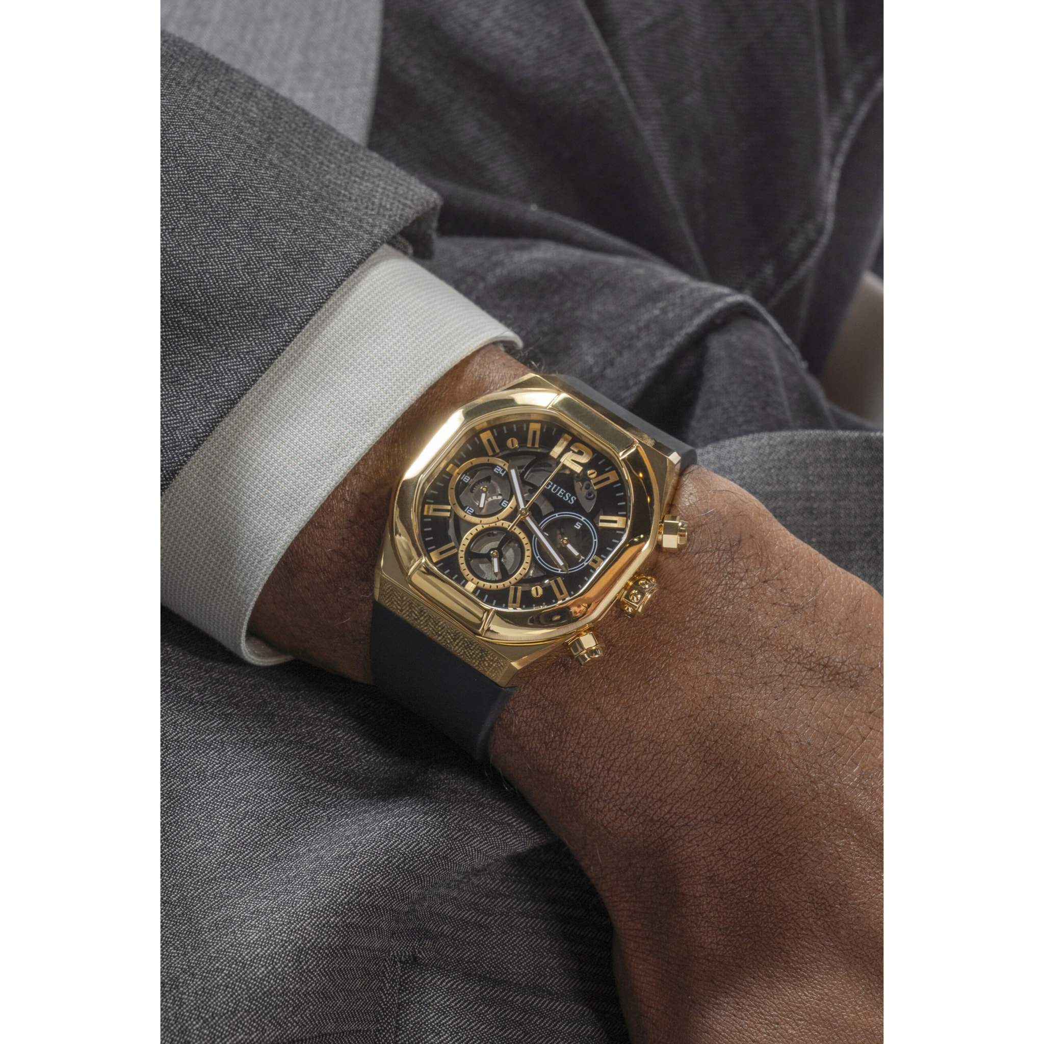 Guess Reloj Analógico De Cuarzo Clutch