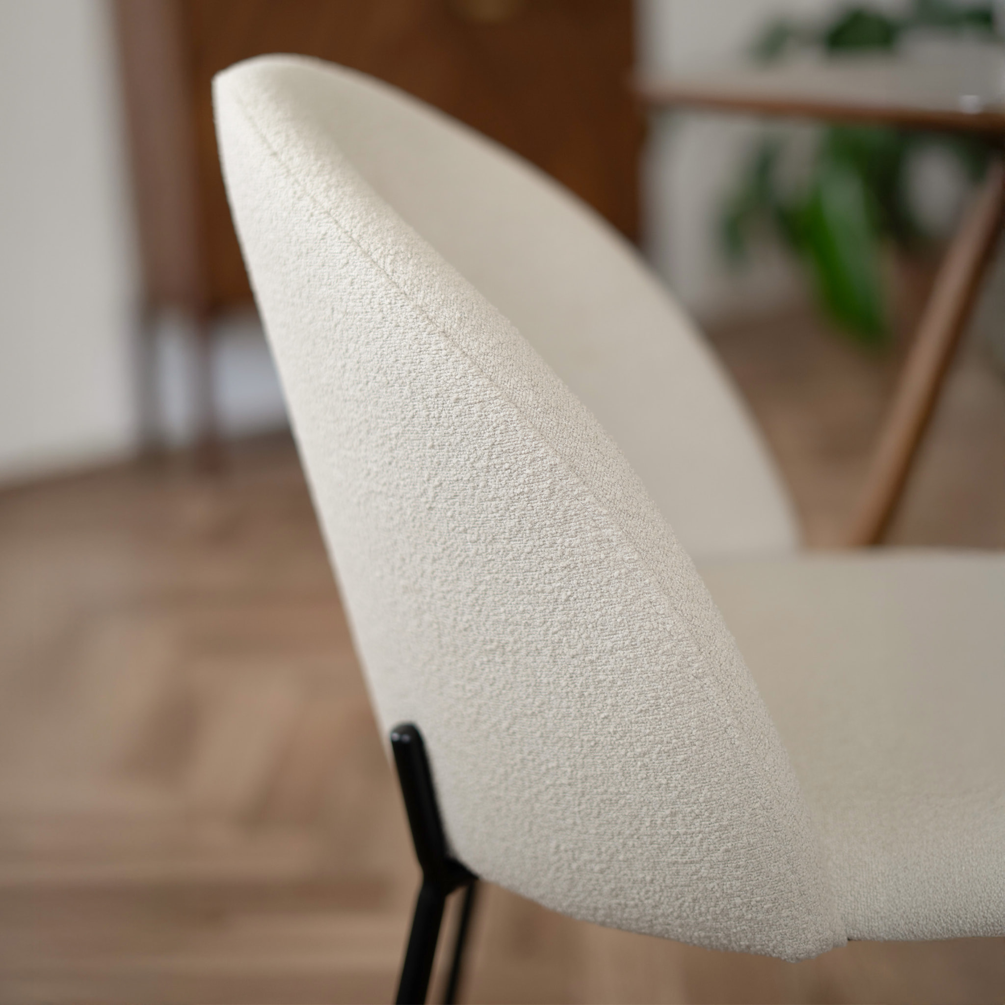 Lot de 2 chaises en tissu bouclette beige - Karl