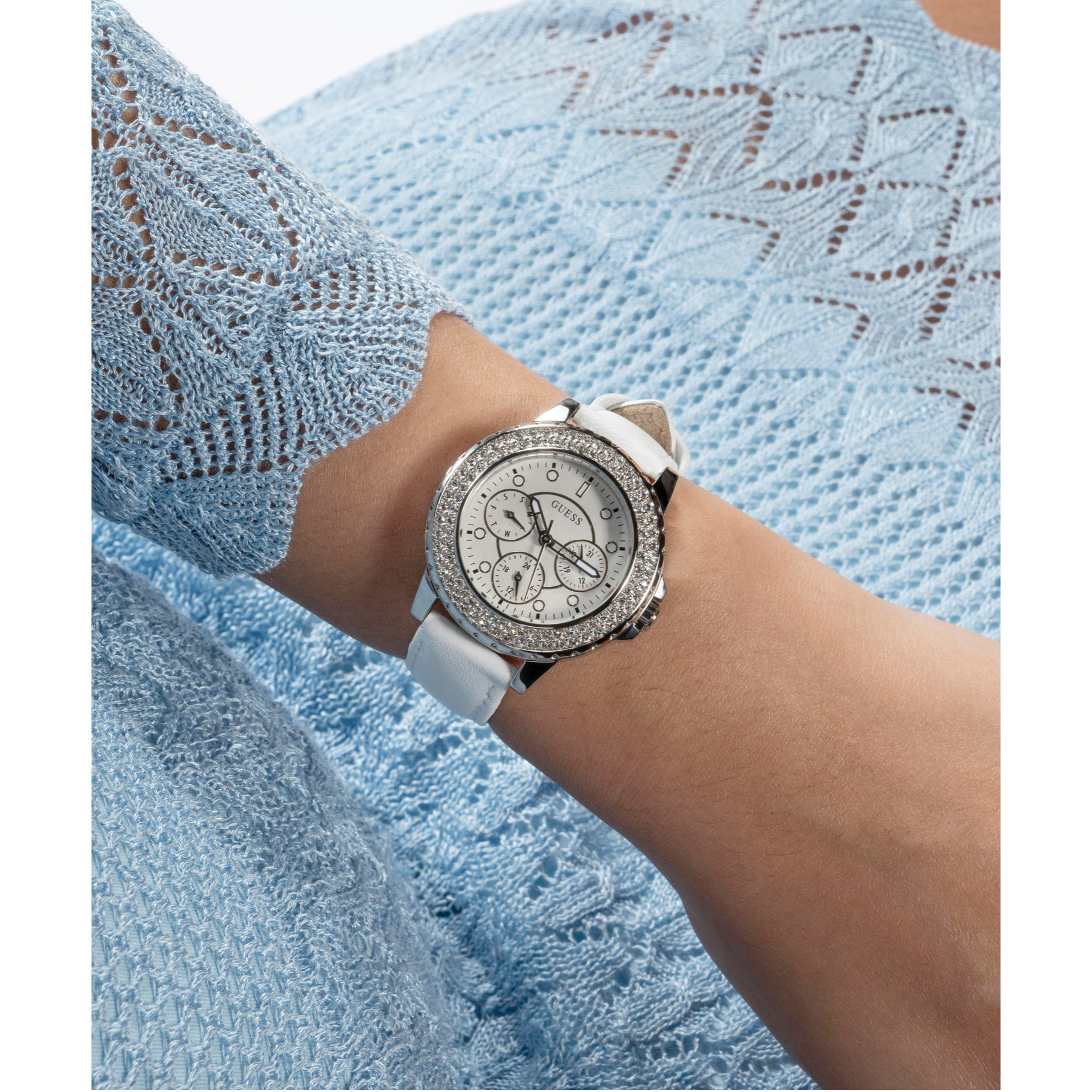 Guess Reloj Analógico Analógico De Cuarzo Gbs Crown Jewel - Caja