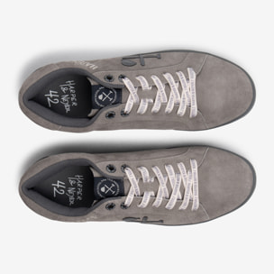 SNEAKER SUPERBOWL COLORS