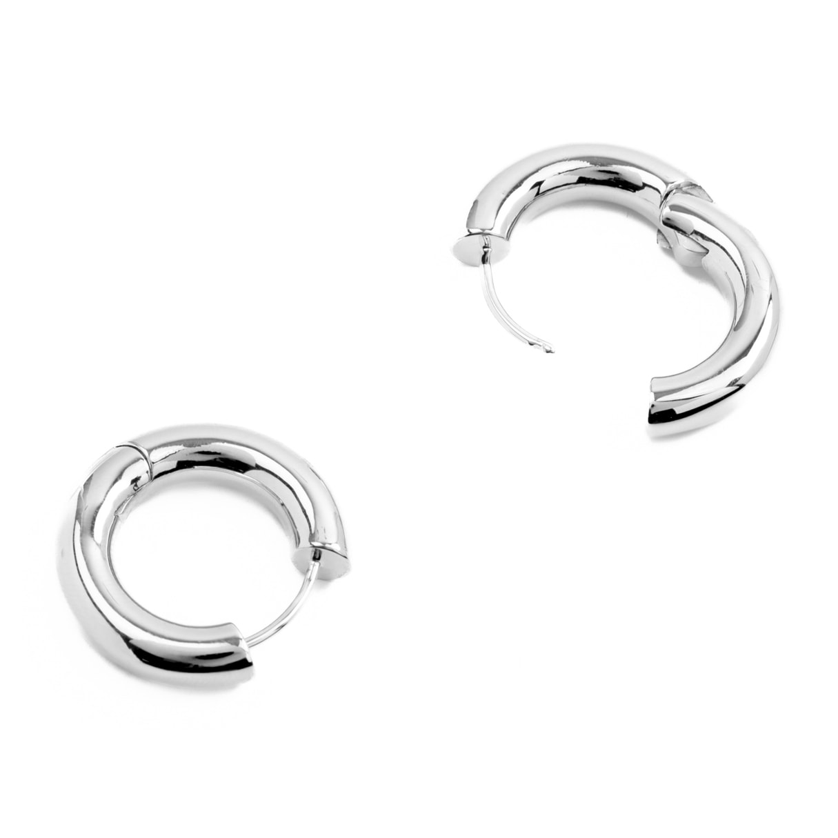 Pendientes de 24mm de diámetro acabado plata