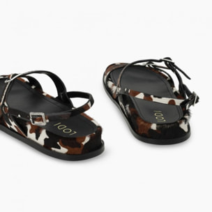 SANDALIAS ANIMAL PRINT NEGRAS A-PEGASO