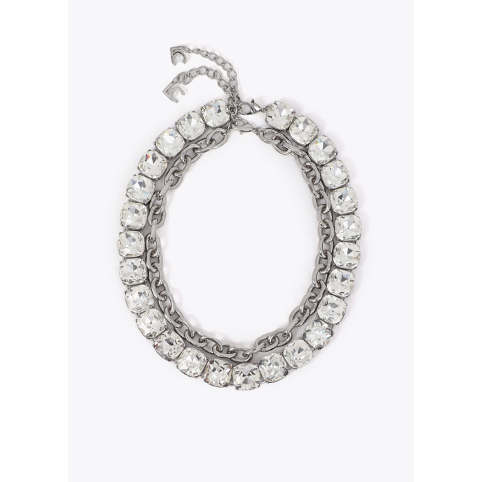 Set collana corta doppia con gioielli e catena