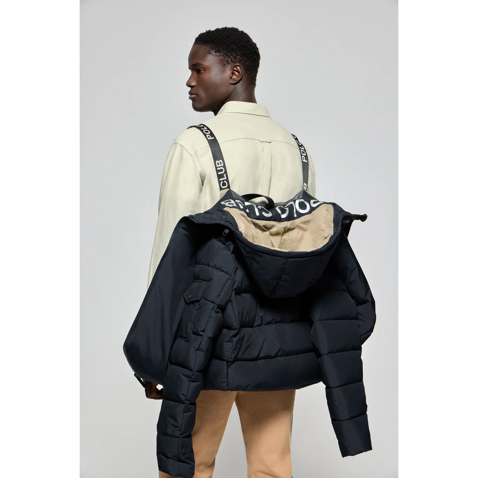 Chaqueta St Moritz azul marino acolchada de capucha fija y detalles Polo Club